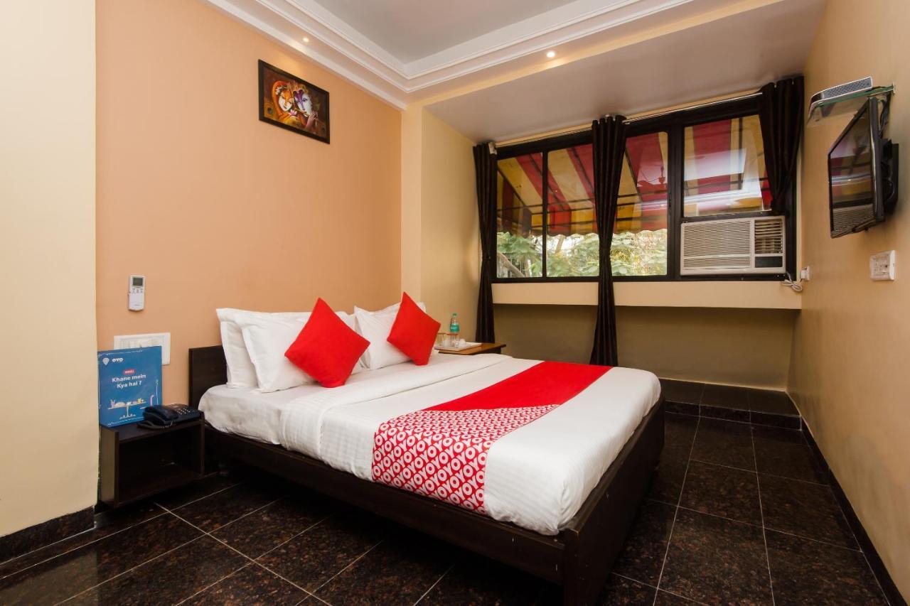 Hotel Shubham Panvel Exteriör bild